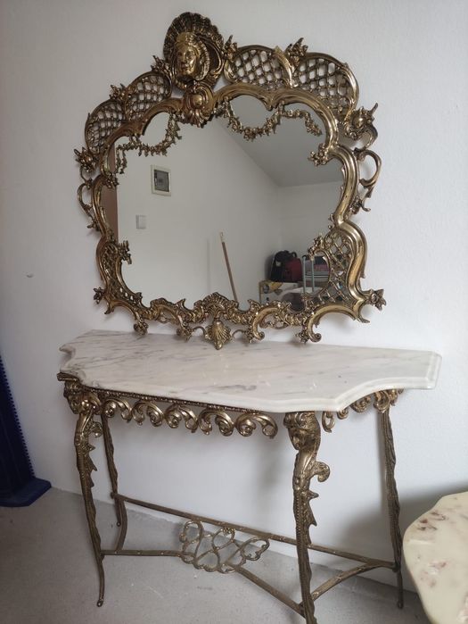Conjunto Antigo de Mesas e Consola com Espelho – Bronze/Dourado e Mármore