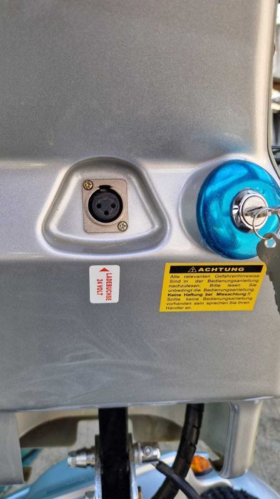 Skuter wózek inwalidzki elektryczny dla seniorów KOSZYK Dietz Agin