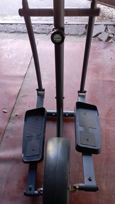 Тренажер в гарноум стані