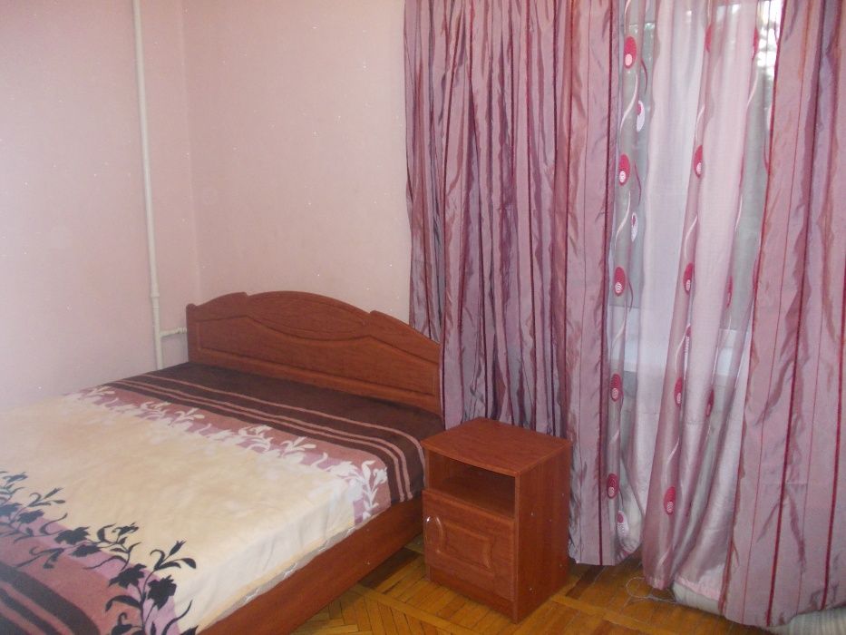 Посуточно 1к.кв.недорого Центр, Французский б-р звоните!!! Свободна!