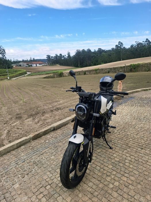 Benneli leoncino 125 de 2025 apenas 3600km