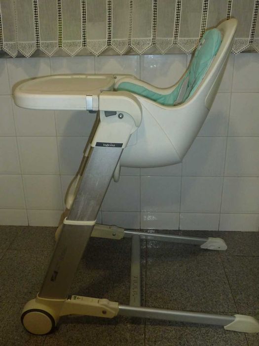 Inglesina Cadeira alta da papa (dos 6 meses até aos 15 kg)