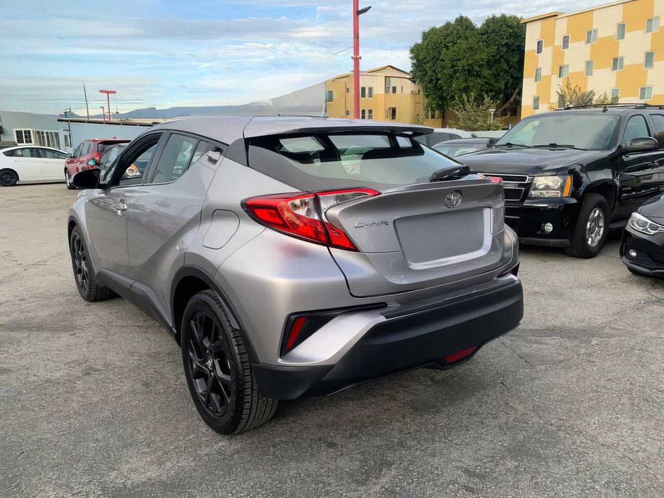 Toyota C-HR Limited      2019
