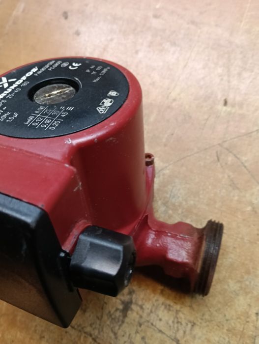Grundfos UPS 25-40. 180.