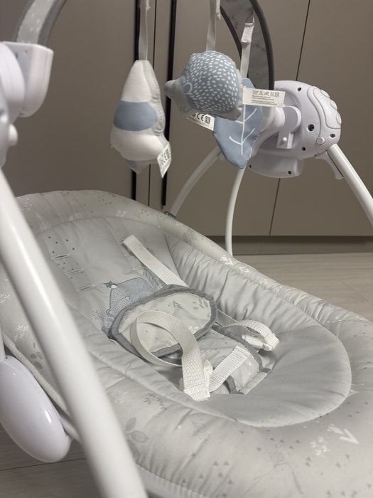 Продам крісло - гойдалку Smiki.