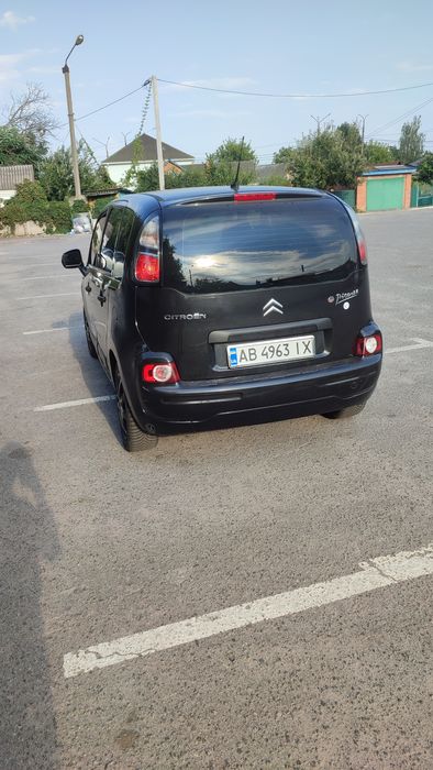 Продам гарне авто.