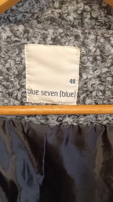 Продам полушубок.