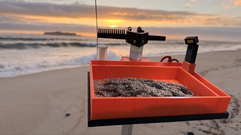 Tabuleiro pesca surfcasting com lanterna