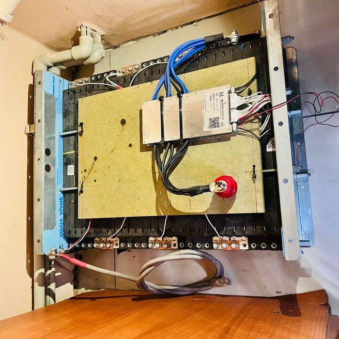 Продам новый акумулятор на 6.8 кв