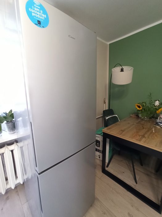 Sprzedam lodówkę