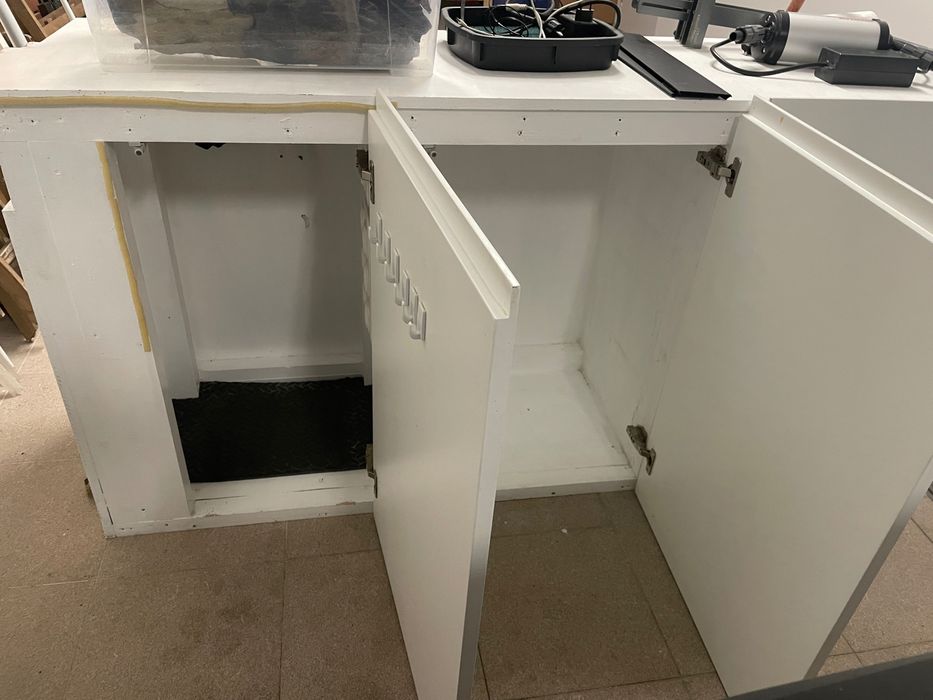 Movel aquário 160cm - Portas Lacadas e tomadas internas