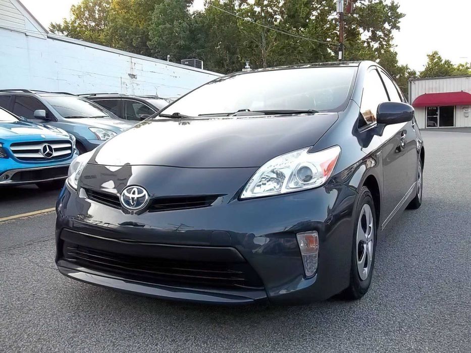 Toyota Prius Four      2015