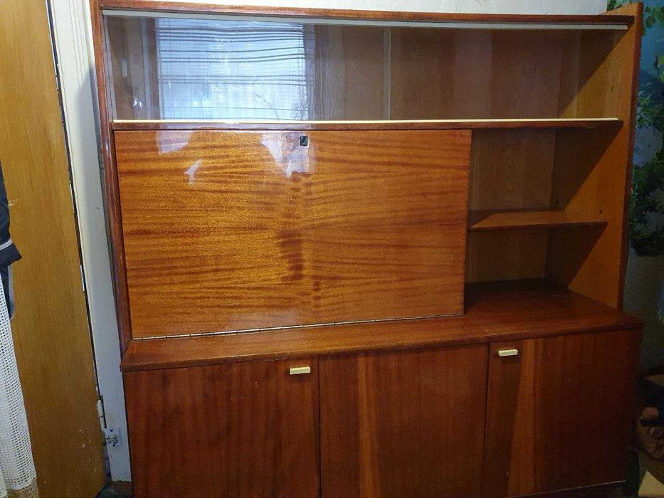 Секретар, шкаф, стіл