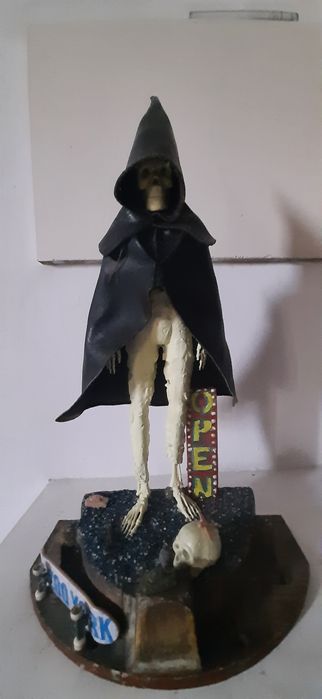Escultura Diorama  "La muerte"