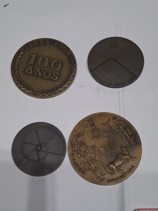 1 Medalhas Banco Borges Irmão  CGD Banco Nacional  ultramarino UBP