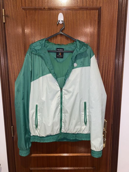 Casaco verde e branco