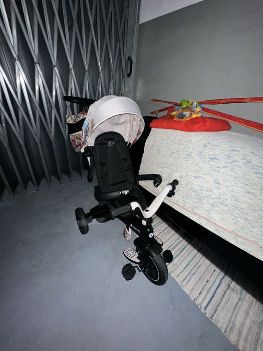 Triciclo evolutivo Kinderkraft dobrável e desmontável