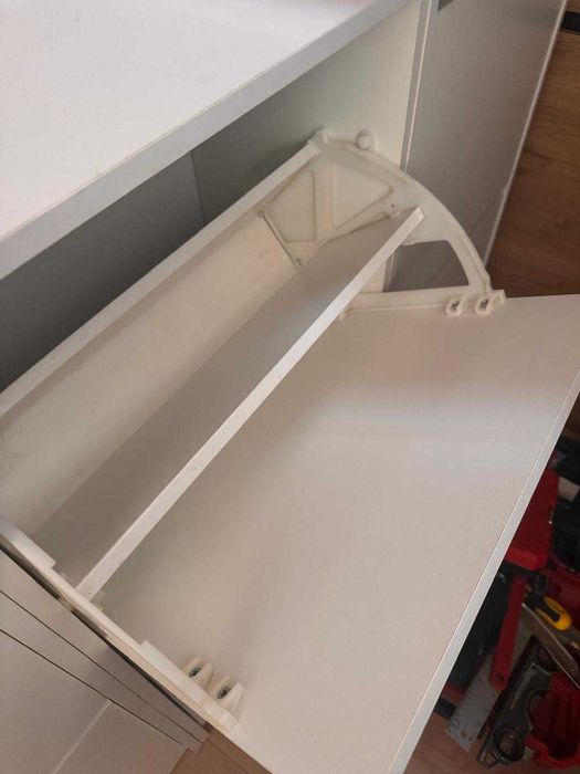 2 Sapateiras Brancas IKEA BISSA - Bom estado