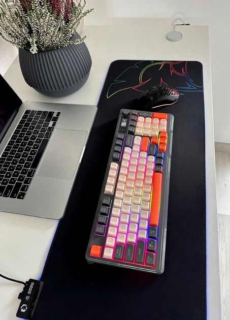 Бездротова ігрова клавіатура FREEWOLF