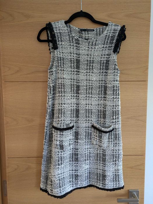 Vestido clássico preto e branco