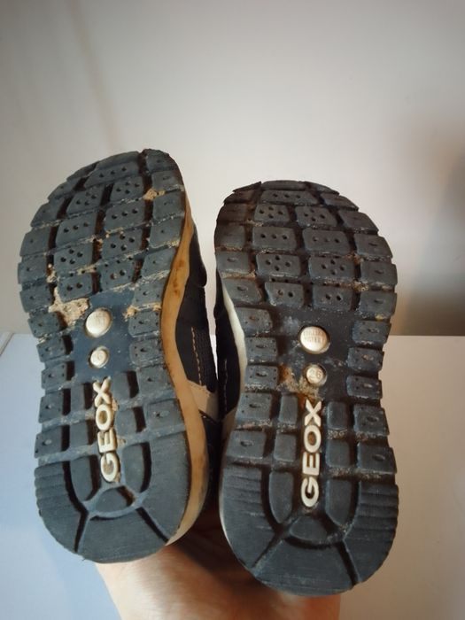 Geox granatowe buty trampki chłopięce 26