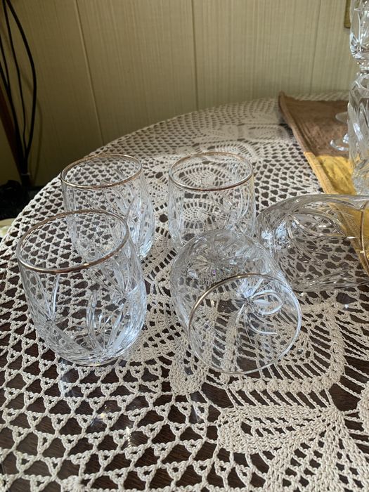 Хрусталь в идеальном состоянии вазы с крышкой рюмки 150 грн стаканы200