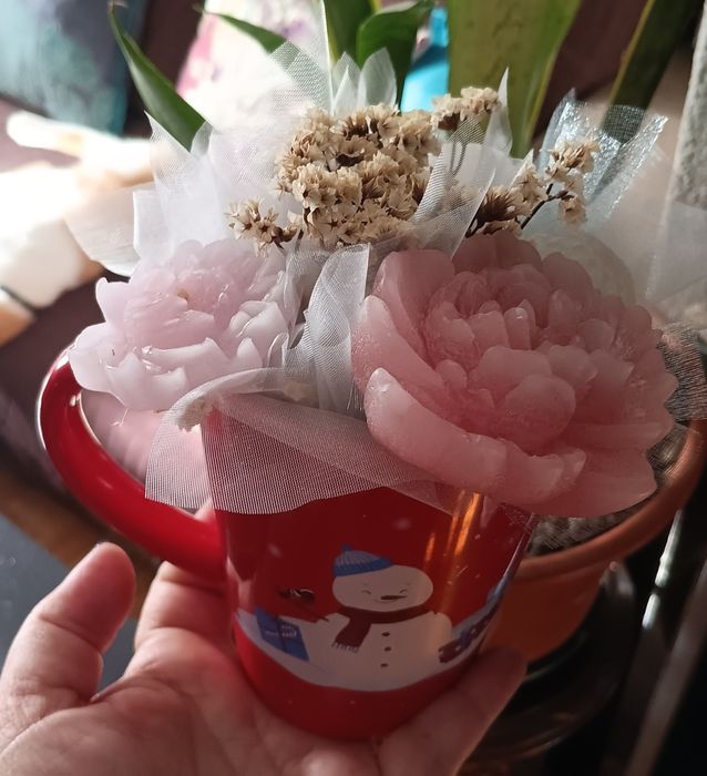 Arranjo de floresem cera