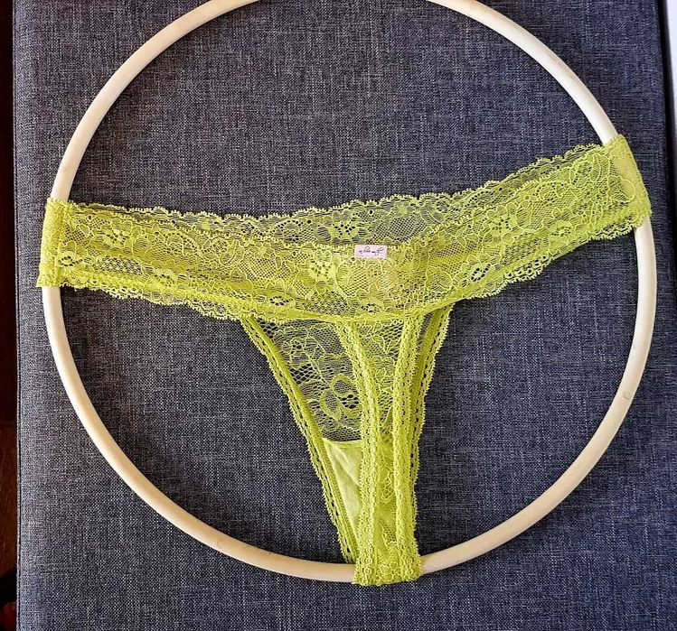 Koronkowe Stringi Pretty Polly Żółte r. 14