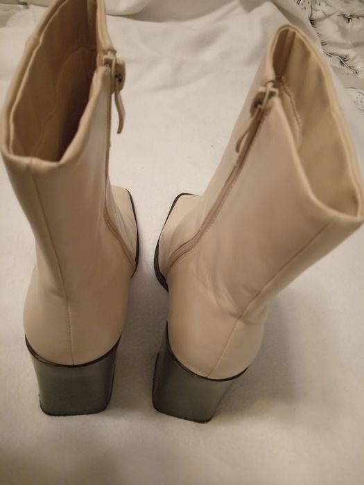 Kozaczki z kwadratowym noskiem Hetsoles