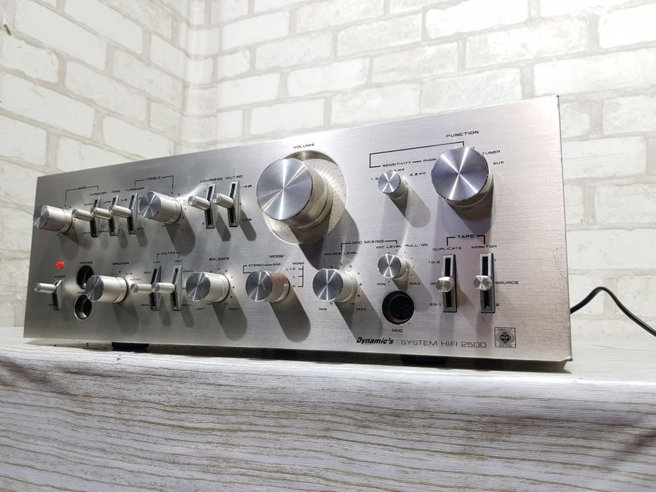 Стерео підсилювач UNIVERSUM V 3297, *2x75 Вт, б/у з Німеччини