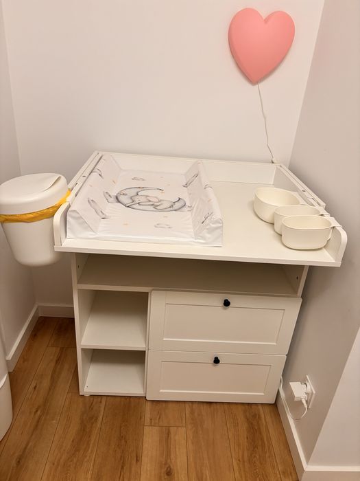 Stół do przewijania/biurko ikea