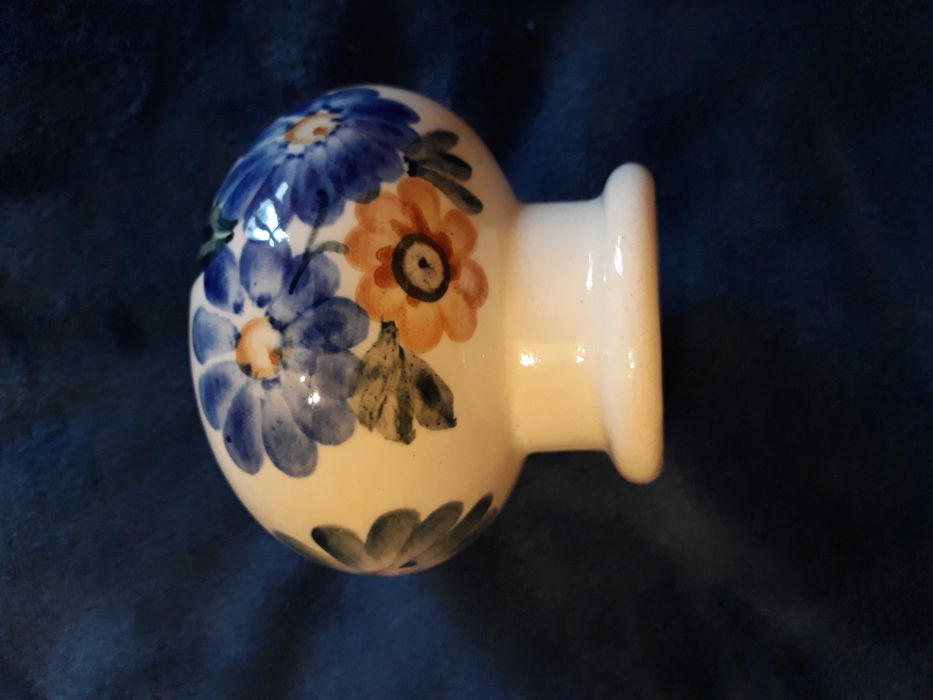 piękny wazonik porcelana cepelia malowane kwiaty
