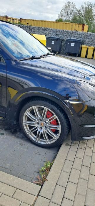 Porsche Cayenne Porsche Cayenne GTS BLACK