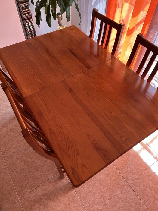 Vendo mesa de sala extensilvel