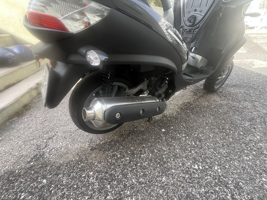 Vendo Piaggio MP3 400,