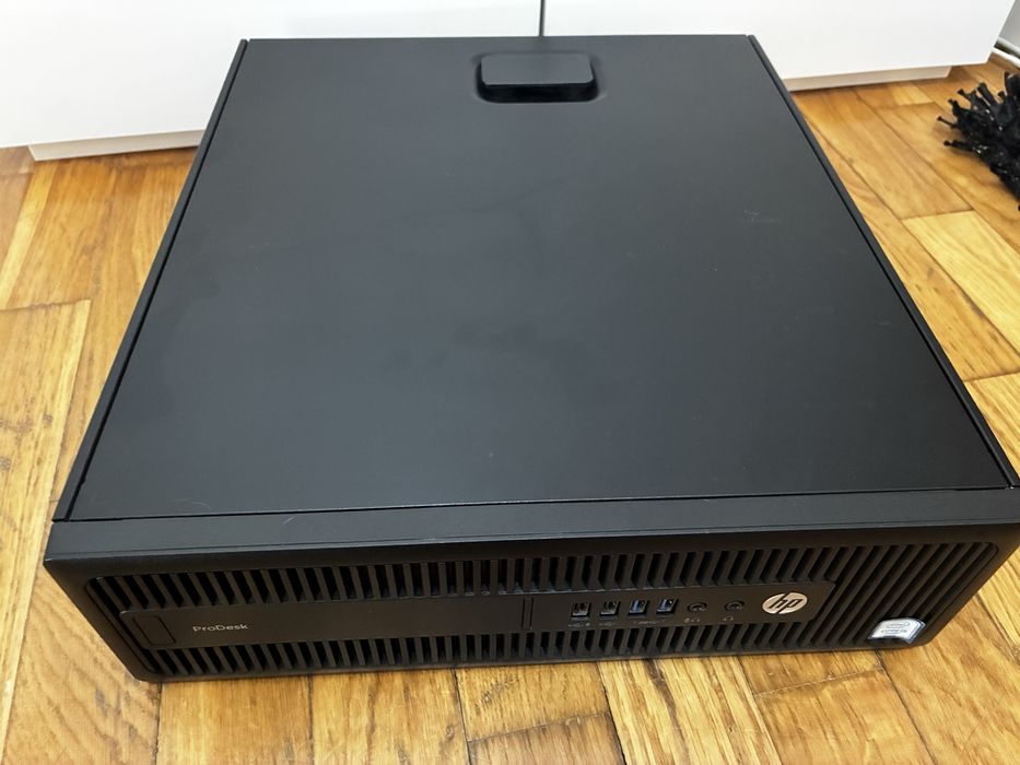 HP Prodesk 600 G2 / i5 / 8GB Ram / 240GB SSD