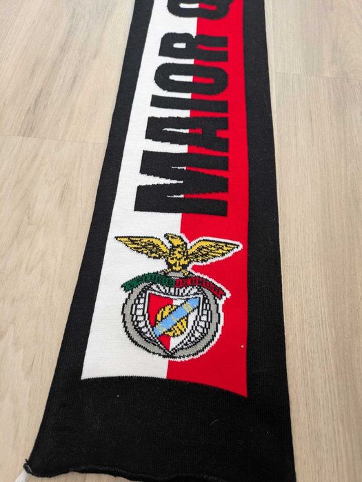 Cachecol raro No Name Boys em malha