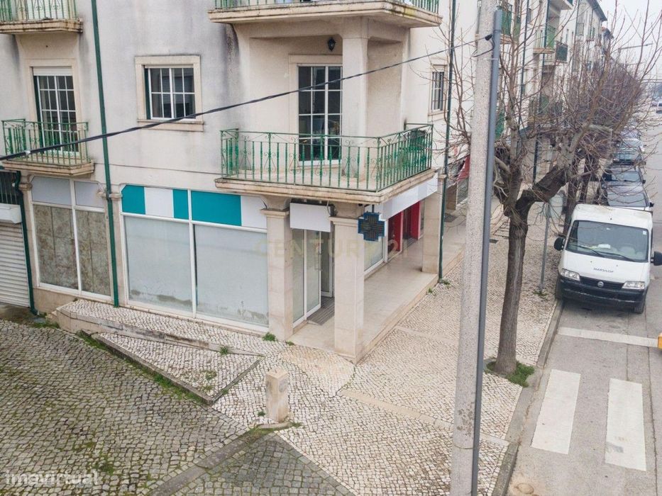 Loja Moderna em Lousã - Oportunidade Única!