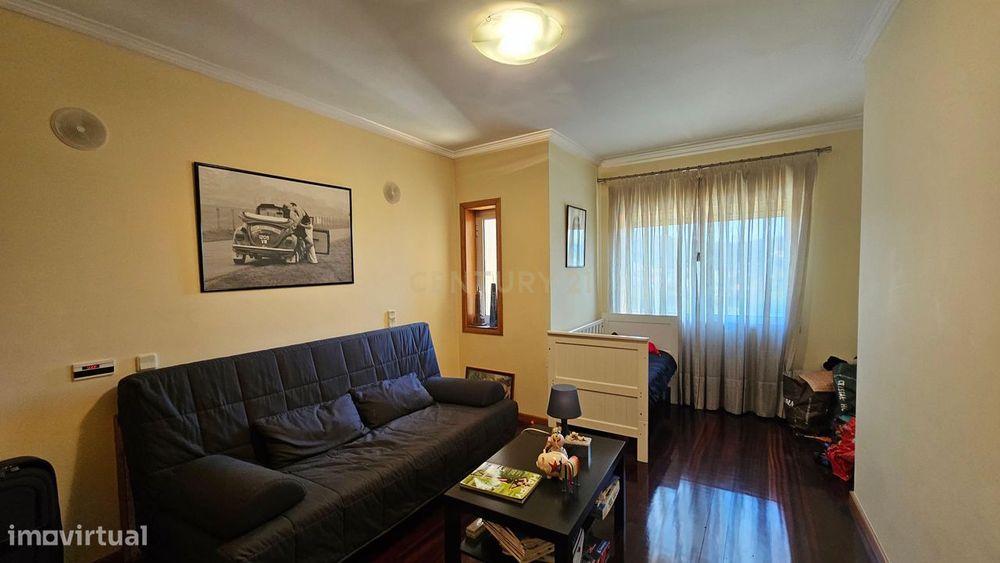 Apartamento T2+1 em Alfena, junto ao Parque Vale do Leça com garagem e