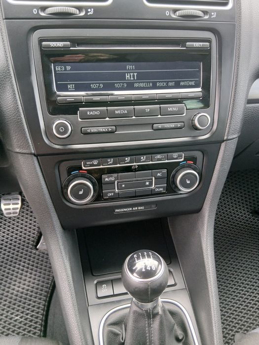 Продам гольф6  2011р 1.2 бензин
