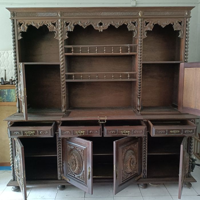 Sala de Jantar (Composta por 1 móvel de sala + 1 mesa de jantar extens