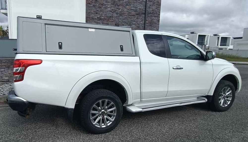 Mitsubishi L200 Instyle Strakar