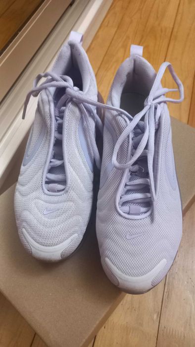 Жіночі кросівки Nike