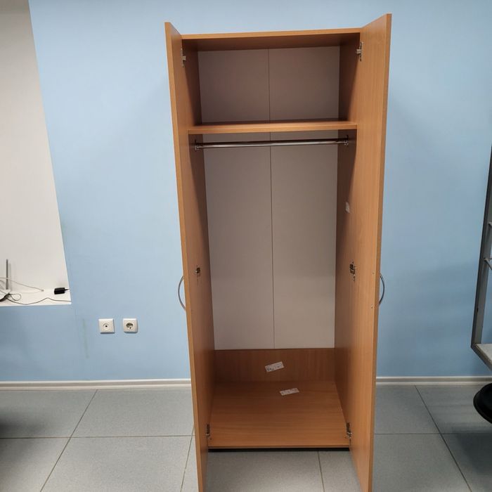Продам новые шкафы