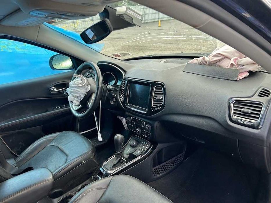 Jeep Compass 21 limited  4x4