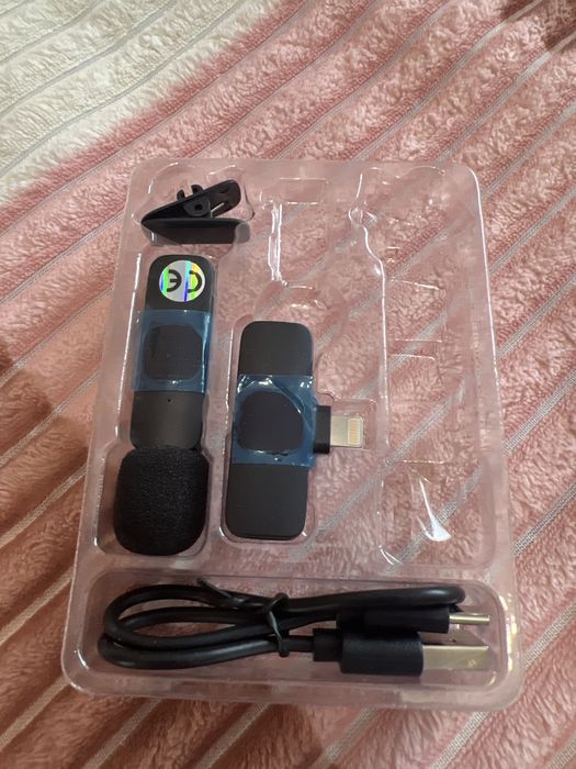 Wireless Lavalier Microphone