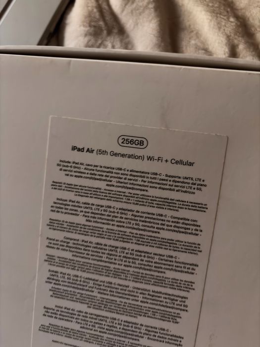 Ipad air 5th gen wifi+celular