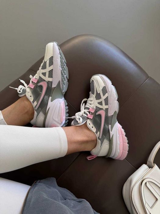 Кросівки Nike V2k Runtekk Pink Foam premium
