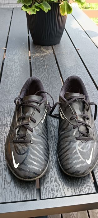 Buty piłkarskie turfy korki Nike Phantom 35,5