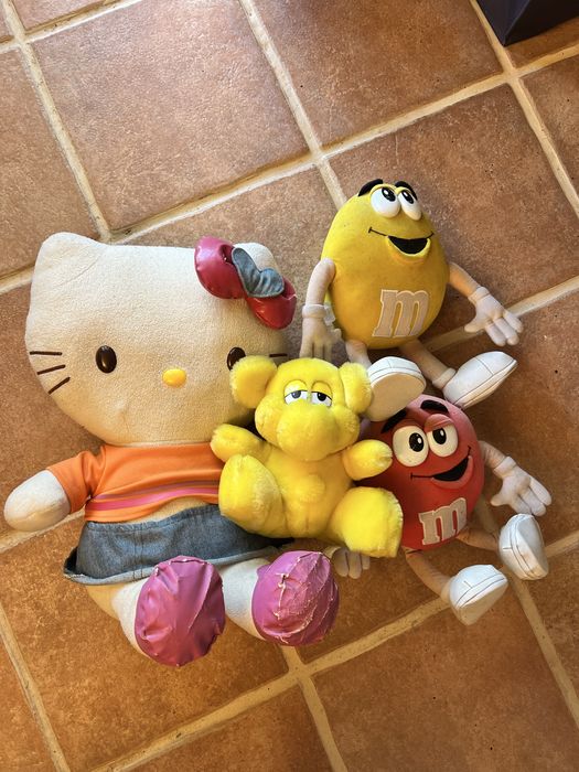 Dou/ofereço peluches